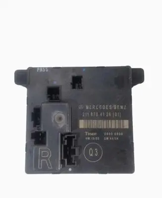 Mercedes-Benz E W211 Door control unit/module 2118704126