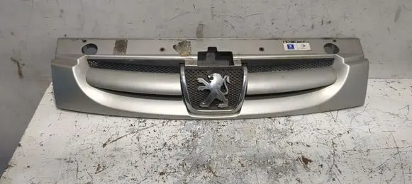 Peugeot Partner Front grill 9644758777 9644750577 3268I01