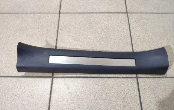 Lexus RX 450H Rear sill trim cover 6793048090