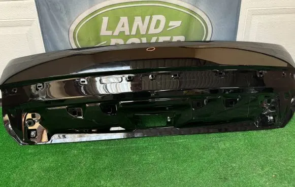 Land Rover Range Rover L460 Type LK Truck tailgate M8E24J14A