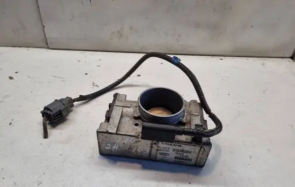 Volvo V70 Throttle valve 8644345 1ALCX3K1B0 01W040402