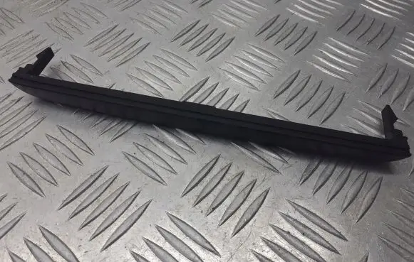 Volkswagen PASSAT B5.5 Other dashboard part 3B08588585