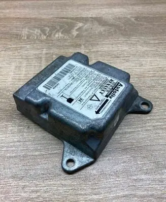 Renault Laguna I Airbag control unit/module 8200018830 550804400