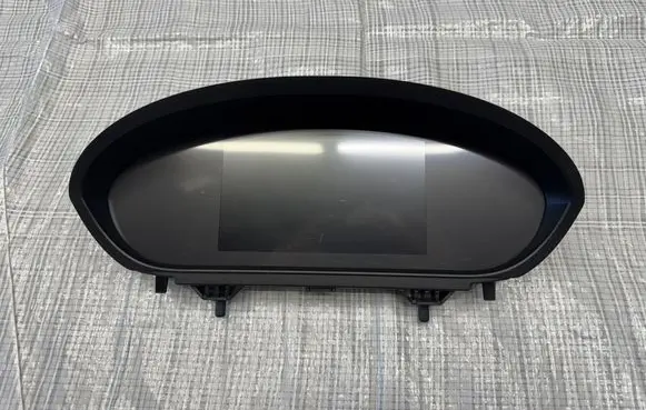 Speedometer (instrument cluster)