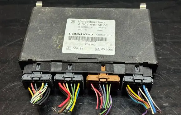 Mercedes-Benz Vario Engine control unit/module ECU A0014465802 A2C53212679