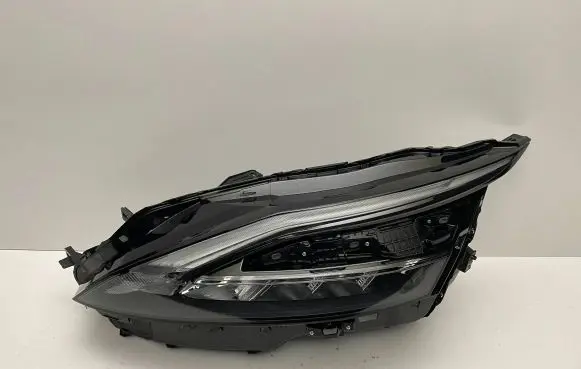 Nissan Qashqai J12 Headlight/headlamp 1008D02G HCR01102A00RL