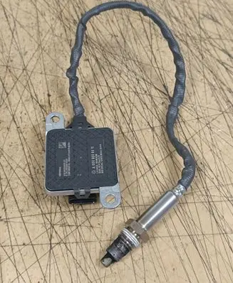 Mercedes-Benz A W177 Lambda probe sensor A0009058011