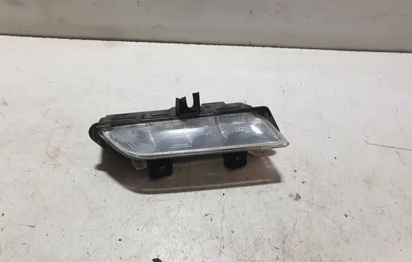 Renault Captur Headlight/headlamp 89208541 266003864R 083435