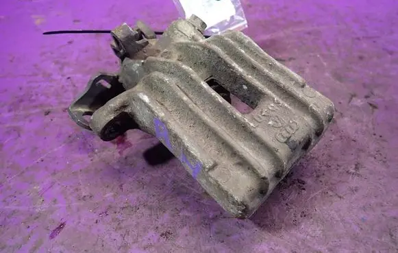 Seat Leon (1M) Rear brake caliper