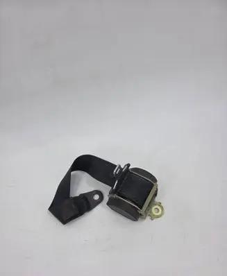 Citroen C4 I Rear seatbelt 040061