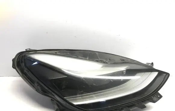 Tesla Model 3 Headlight/headlamp 151495300E 01531936