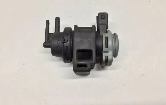 Renault Megane II Turbo solenoid valve 8200575400