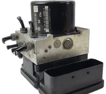 Volkswagen Golf VI Master brake cylinder 1k0907379an 1k0614517bj 10.0961-0314.3