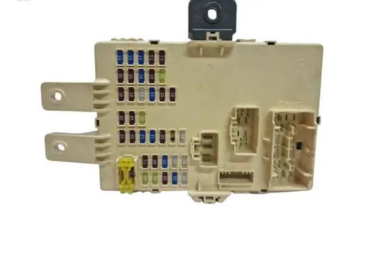 KIA Sportage Fuse module 919503W040
