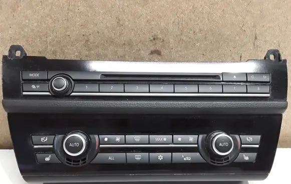 BMW 5 F10 F11 Climate control unit 9241238
