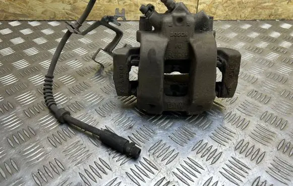 BMW 4 F32 F33 Front brake caliper