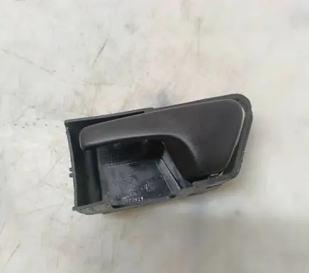 Volkswagen Golf III Rear door interior handle 1H0837141