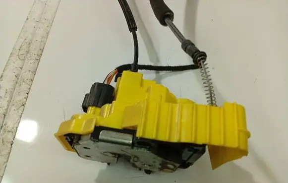 Fiat Fiorino Rear door lock 