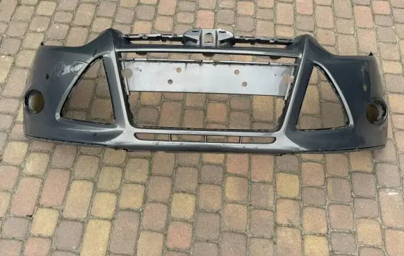 Ford Focus Front bumper BM5117757A S2409P221