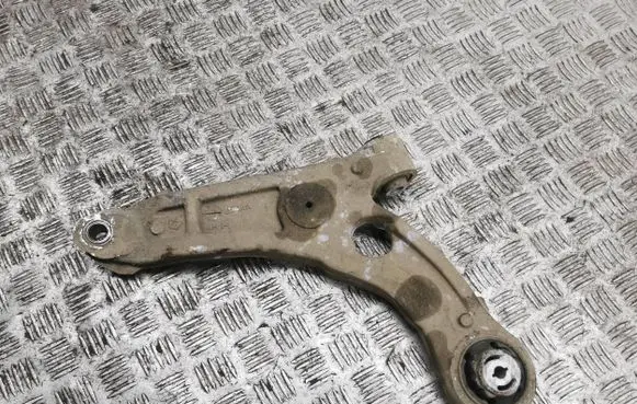 Jeep Cherokee Front lower control arm/wishbone