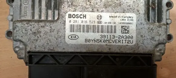 KIA Venga Engine control unit/module 391132A300