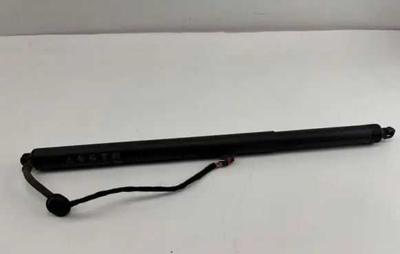 Audi Q2 - Tailgate strut 81A827851D