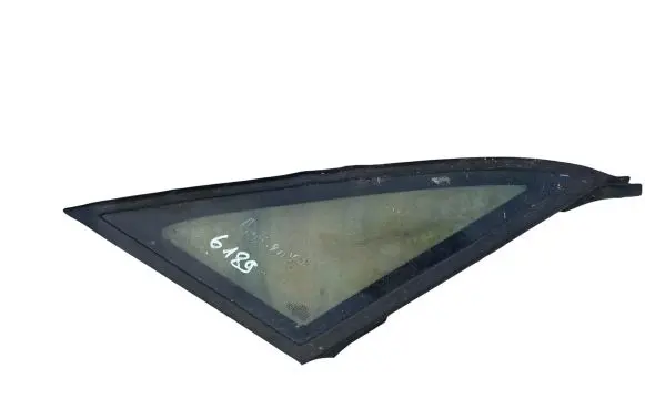 Audi 80 90 B3 Rear vent window glass 