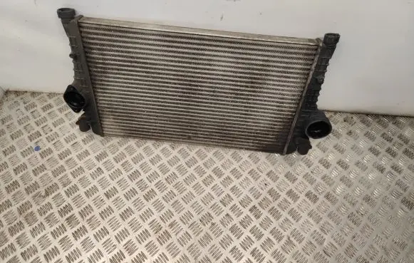 Seat Alhambra (Mk1) Intercooler radiator 7M3145805
