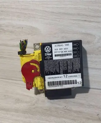 Volkswagen PASSAT B6 Airbag control unit/module 3C0909605F 391121