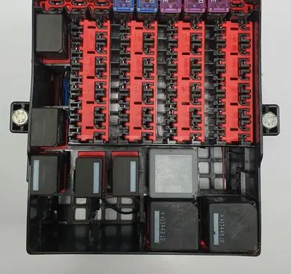 Ford B-MAX Fuse box set AV1T-14A005-BAE