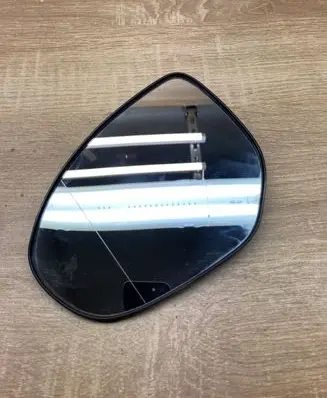 Mazda 3 II Wing mirror glass D651