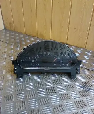 Mercedes-Benz A W168 Speedometer (instrument cluster) A1685403911