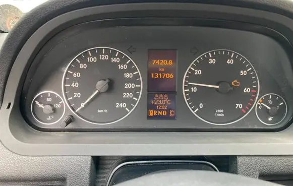 Mercedes-Benz A W169 Speedometer (instrument cluster) 1031098101 1031098100 129393