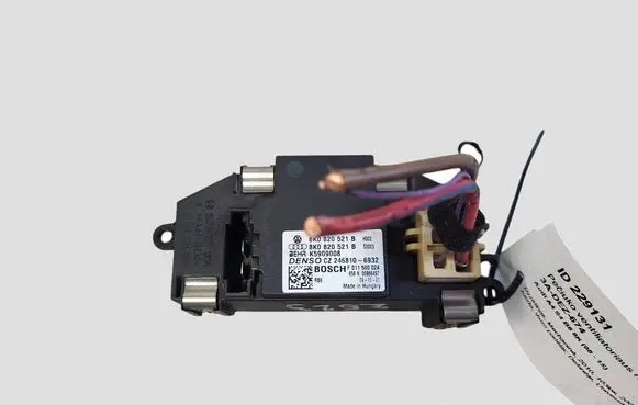Audi A4 S4 B8 8K Heater blower motor/fan resistor 8K0820521
