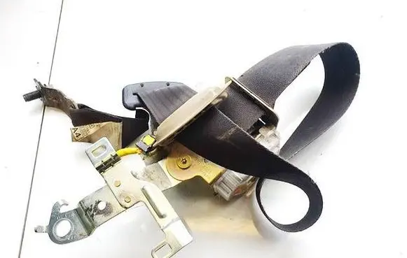 Subaru Outback Front seatbelt 7k8330p
