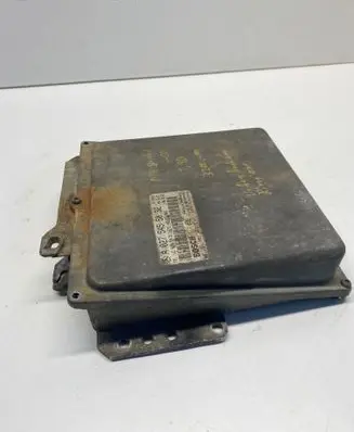 Mercedes-Benz Sprinter W901 W902 W903 W904 Engine control unit/module A0275455032 0281001982