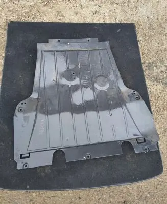 Renault Captur Engine splash shield/under tray 8200640585