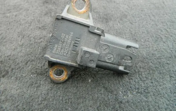 BMW 5 F10 F11 Air pressure sensor 7585492
