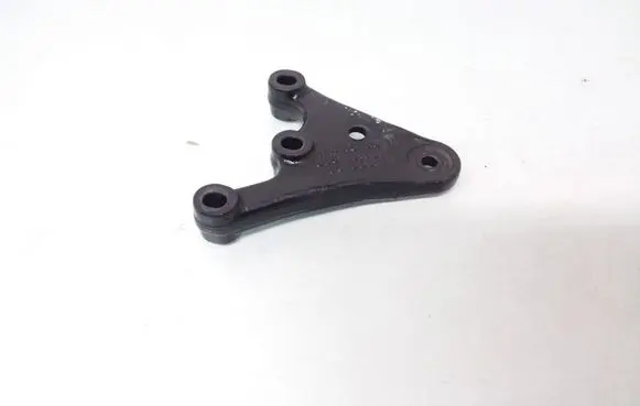 Skoda Fabia Mk1 (6Y) Engine mounting bracket 6Q0199185J