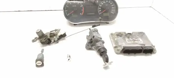 Seat Toledo II (1M) Engine ECU kit and lock set 06A906018GC 0261206587 W01M0920820A
