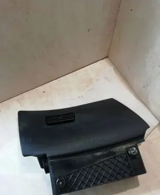 BMW 5 E39 Glove box 51168167693