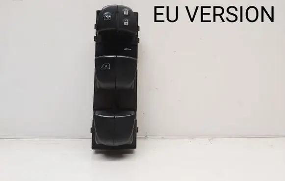 Nissan Qashqai Electric window control switch