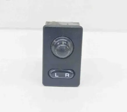 Nissan Patrol Y61 Wing mirror switch 02230