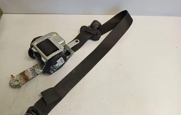 Opel Agila A Front seatbelt 560943200 09206904 560808801