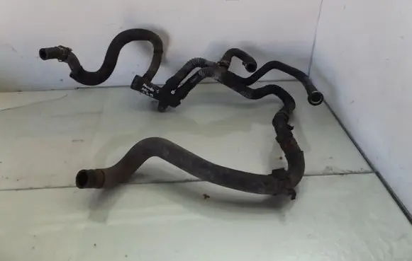 Mazda 2 Engine coolant pipe/hose