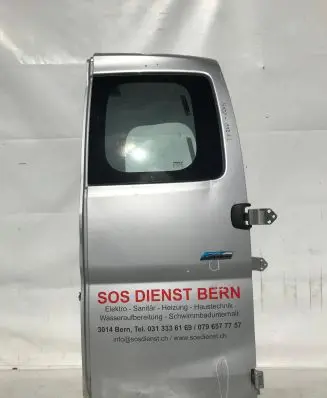 Nissan NV200 Rear door
