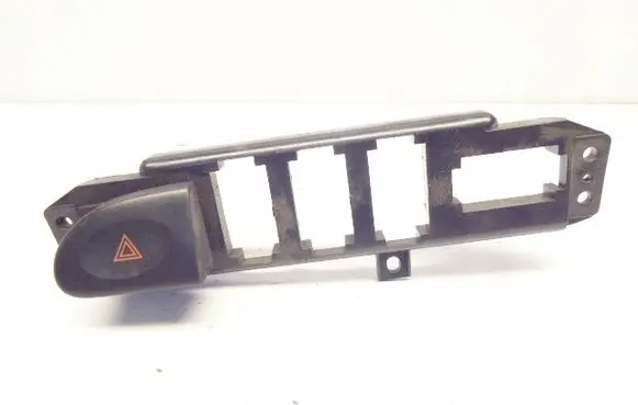 Hyundai Lantra II Hazard light switch