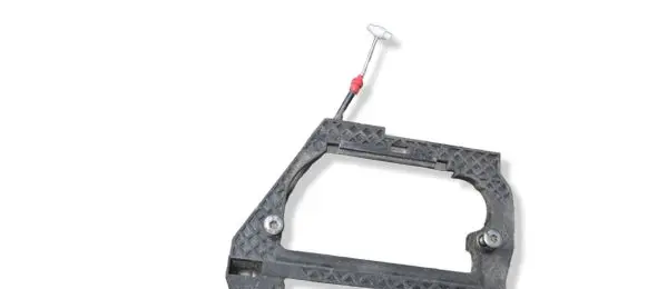 BMW 5 E39 Rear door exterior handle/bracket 51228236645