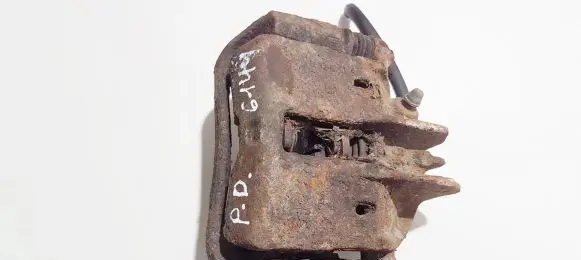 Volvo S40, V40 Front brake caliper