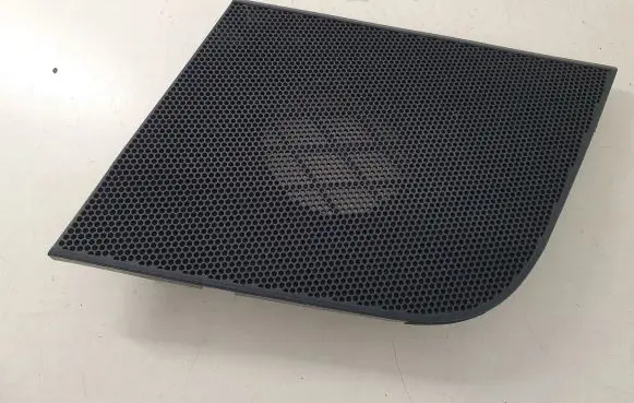 Subaru Outback (BS) Side speaker trim/cover 66117AL030
